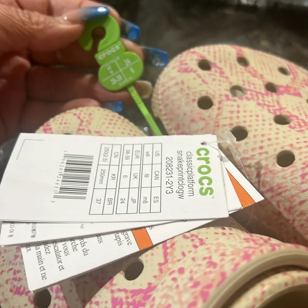 Pink - Picture 3 of 3